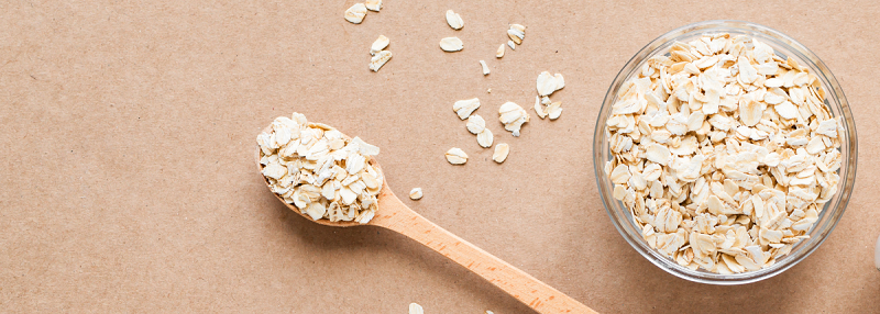 image of porridge oats in bowl